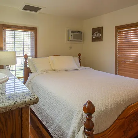 Stay In Ohiopyle Near Gap Trail, Restaurants, & The Fallls Exterior photo