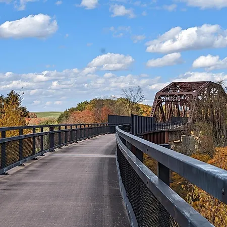 Stay In Ohiopyle Near Gap Trail, Restaurants, & The Fallls Exterior photo